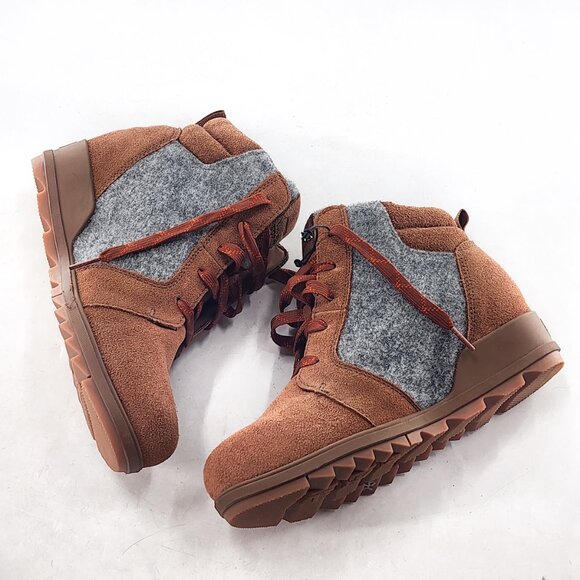 SOREL NWOB Evie Ankle Lace up Wedge Booties Brown Gray Suede - Picture 7 of 10